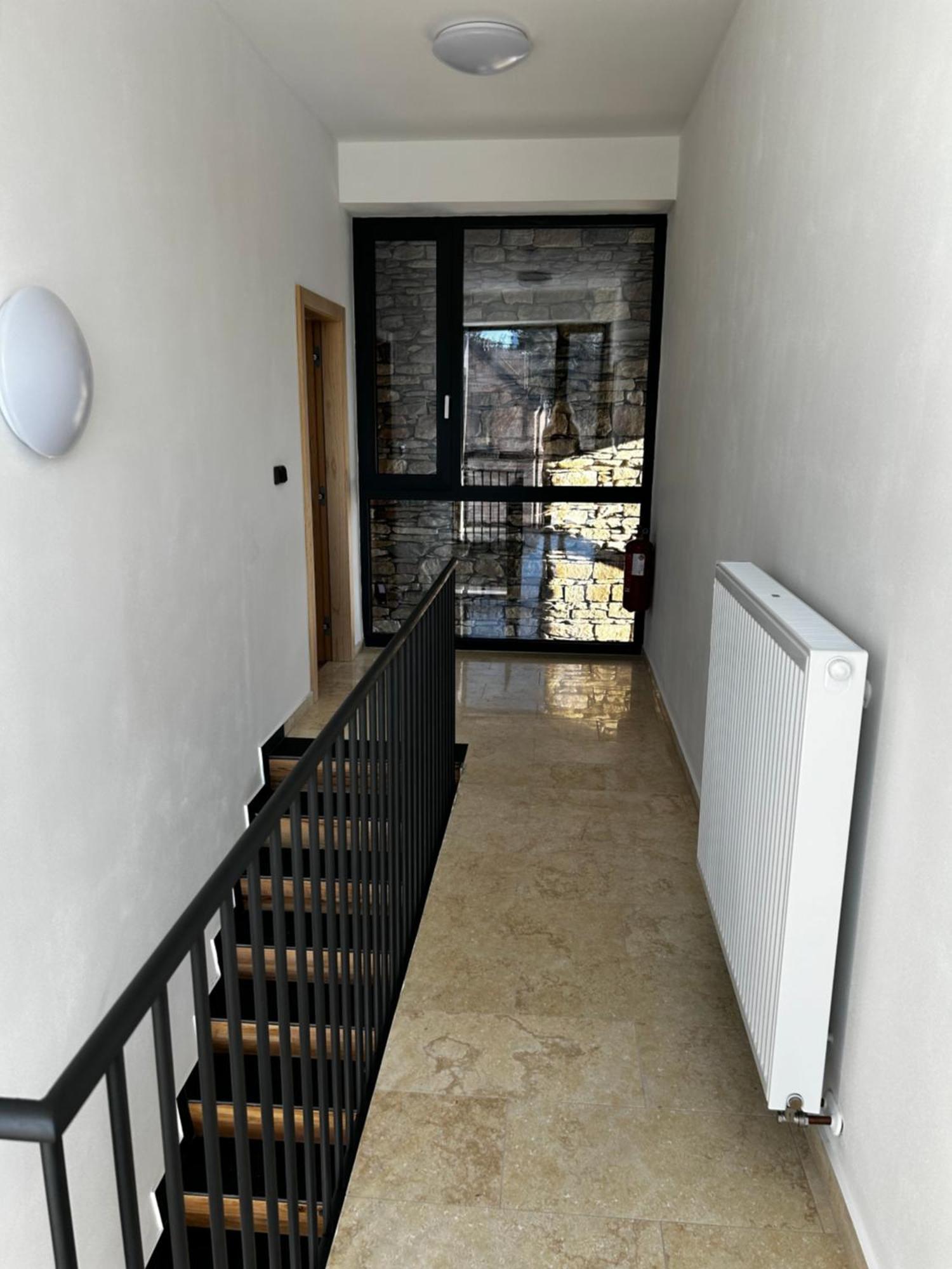 Palace Resort Jiloviste Luaran gambar