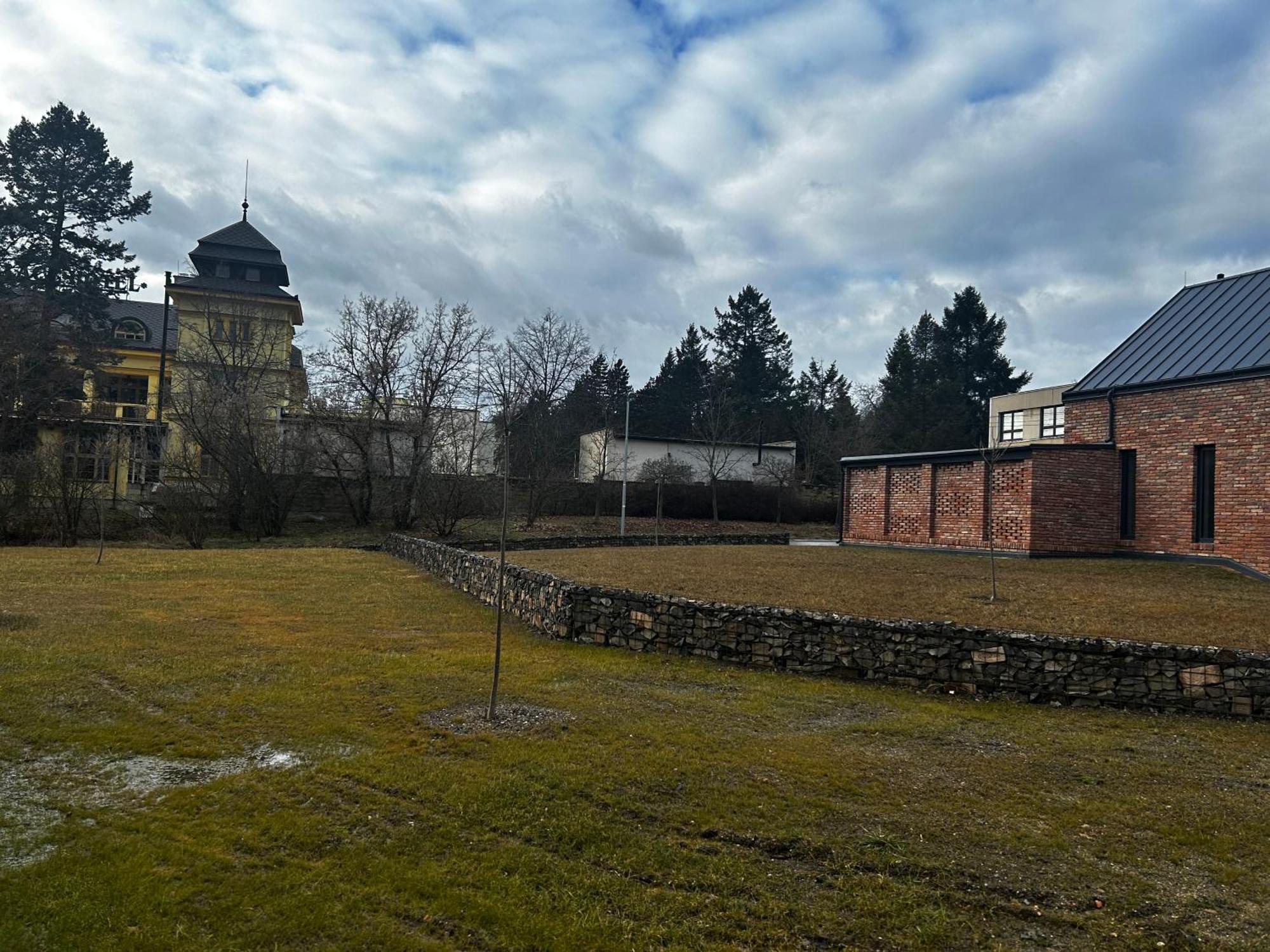 Palace Resort Jiloviste Luaran gambar